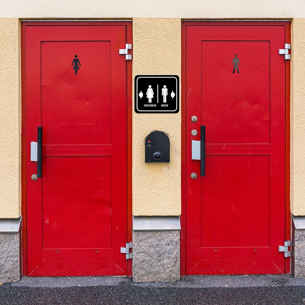 BATHROOM RESTROOM MEN RIGHT ARROW WOMEN LEFT ARROW BLACK Aluminum composite sign